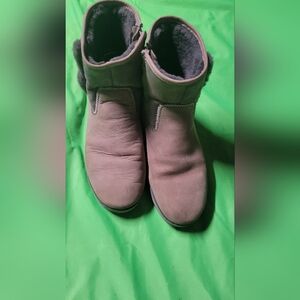 OluKai Women's Winter Boots - Tan